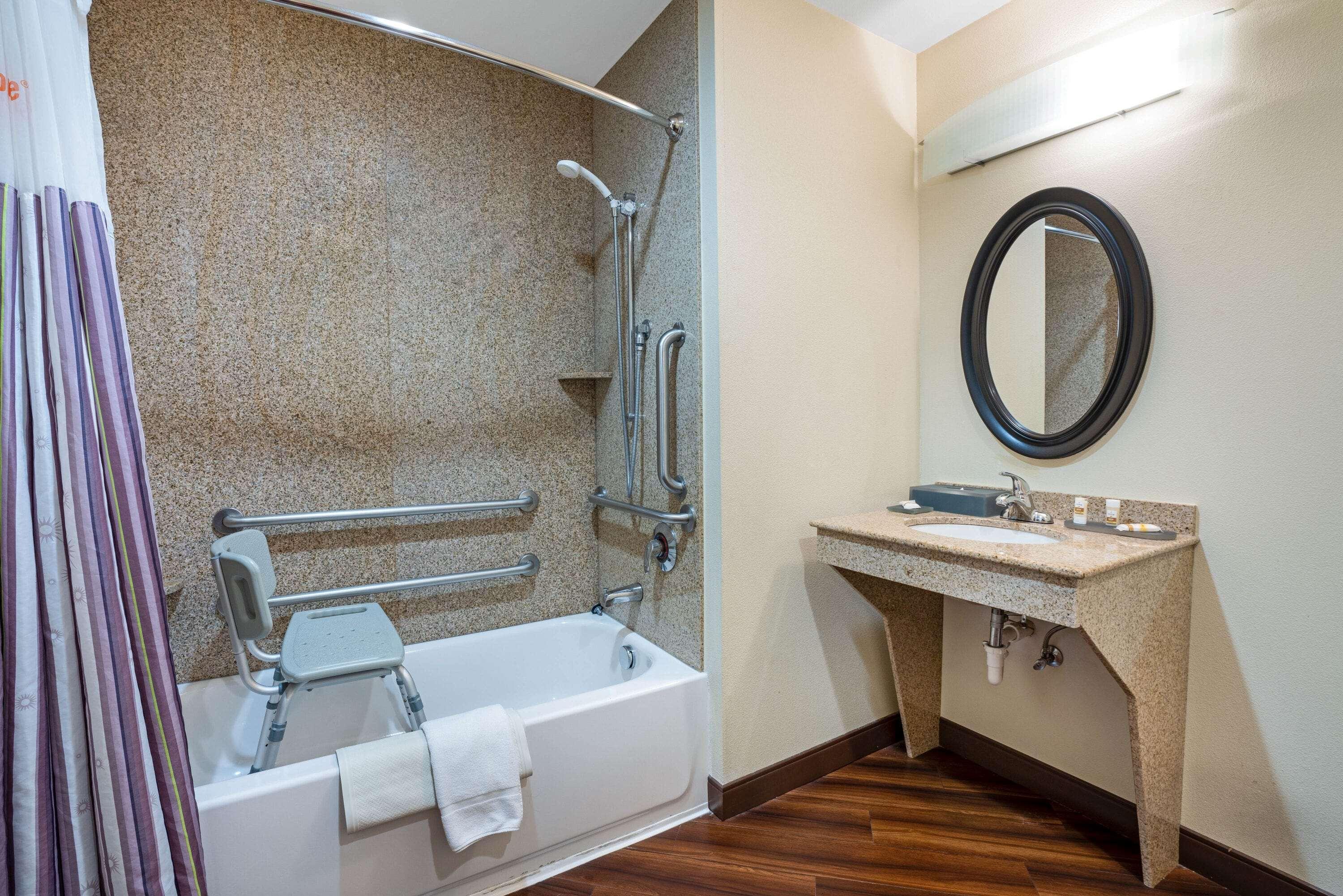 La Quinta By Wyndham Auburn Hotell Eksteriør bilde